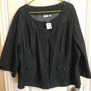 Cato Woman Denim Jacket, 26/28W, NWT, pet/smoke free home